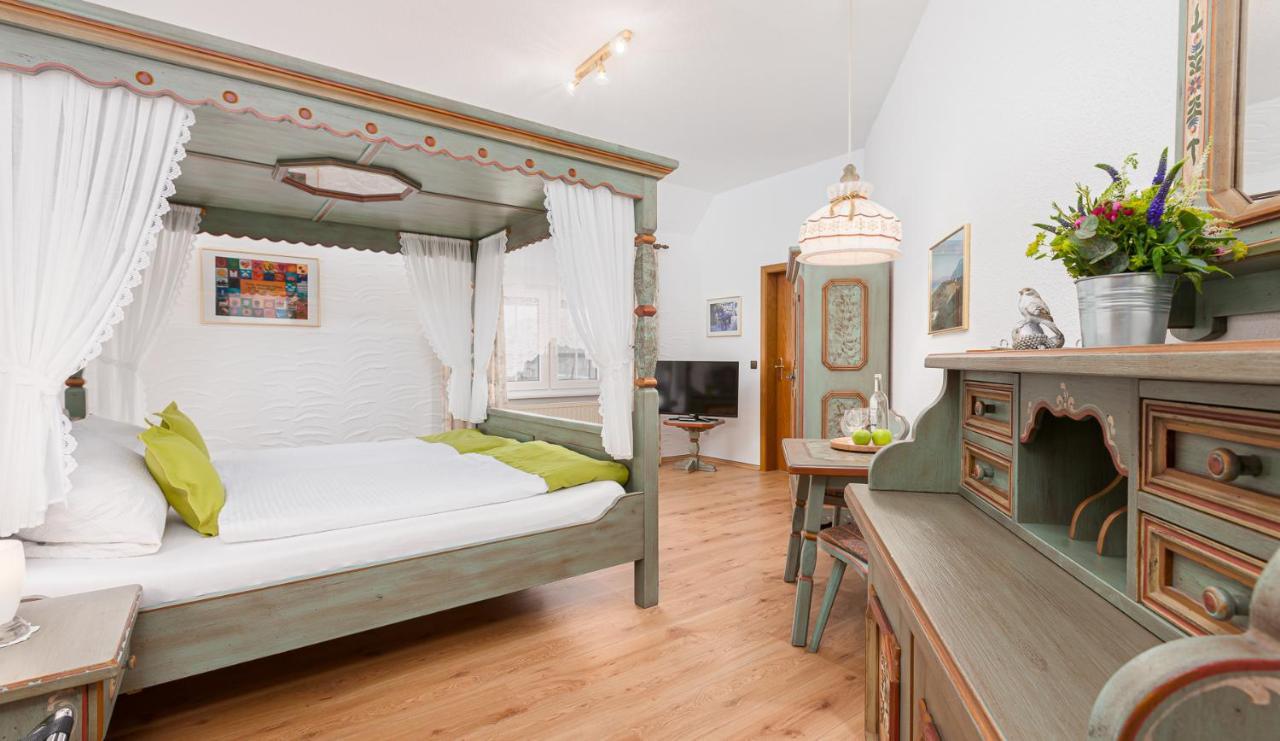 Hotel Landgasthof Hoelzer Fröndenberg Exteriör bild
